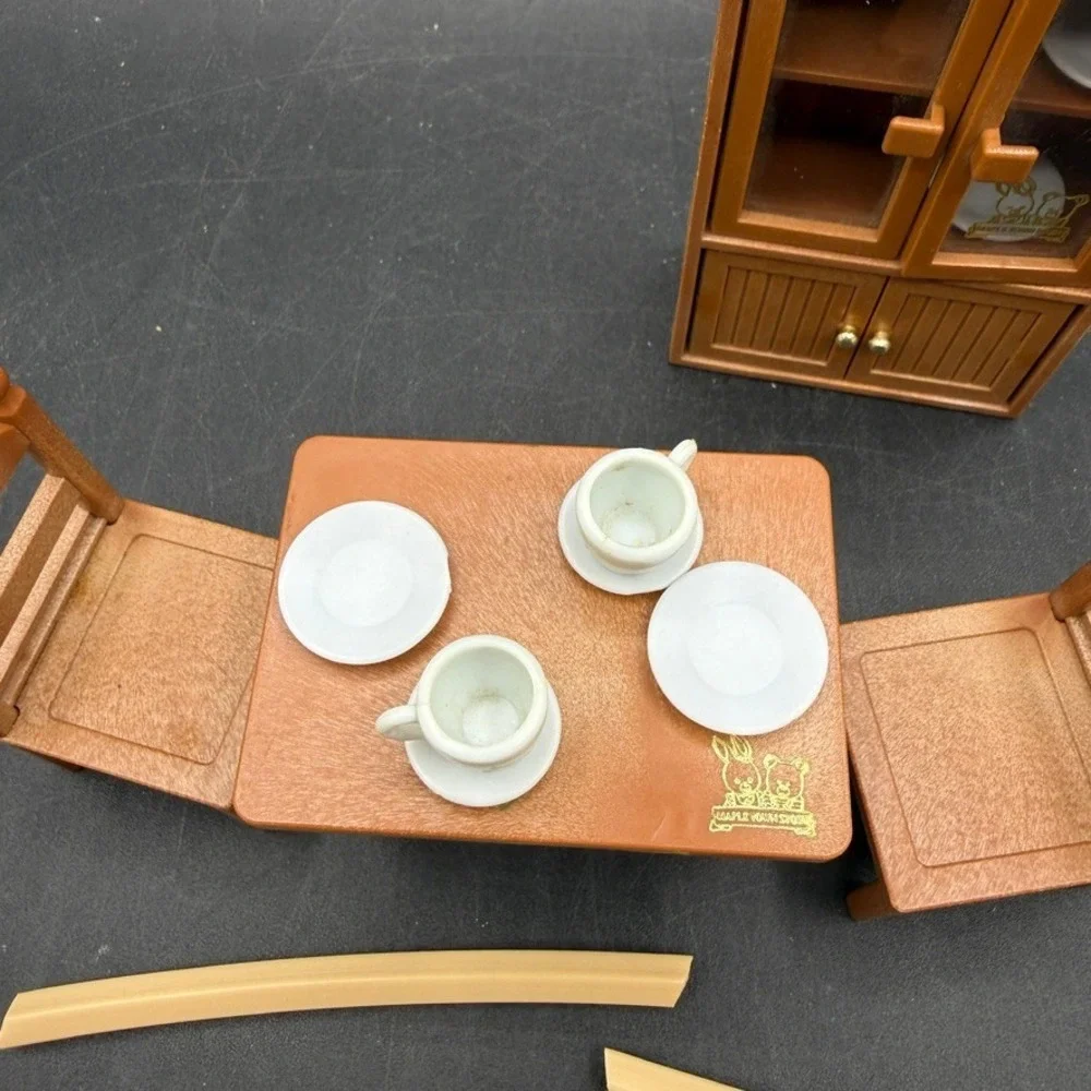 Vintage Calico Critters Maple Town Story Dining Room Set Brown Plastic Cottage